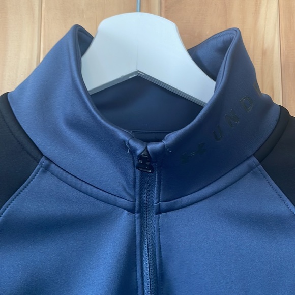 Under Armour long sleeves - Picture 4 of 6